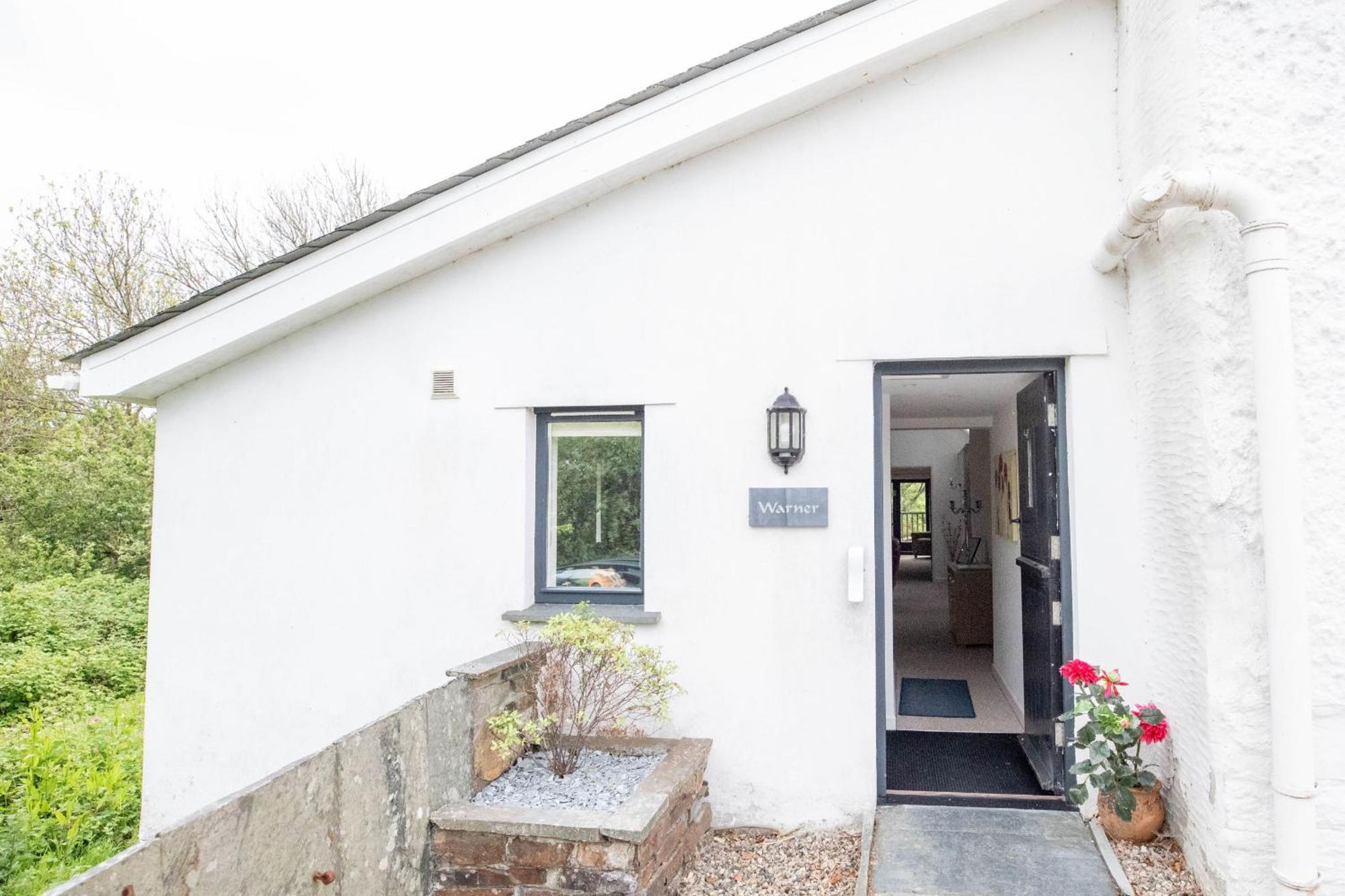 Treworgie Barton - Warner Villa Bude Exterior photo